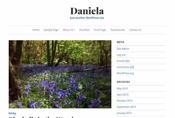 Skärmbild av Daniela-temat med elegant portfolio för frilansare