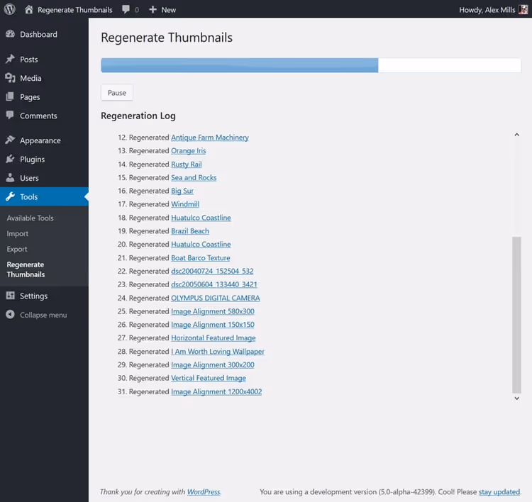 Interfaz completa de regeneración de miniaturas en el plugin