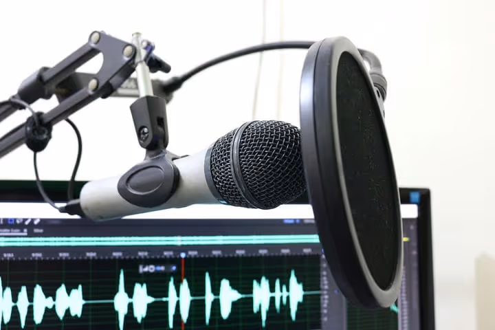 🎙️ 10 best WordPress podcast plugins 2026 (free and paid)