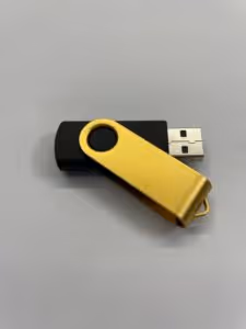 Disassembled fake 2TB flash drive