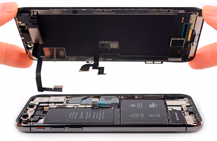 📱 Remplacement de la vitre de l'iPhone XS Max : quand le recollage est plus rentable qu'un nouvel écran