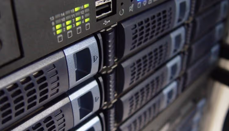DeltaHost VPS Server Control Panel