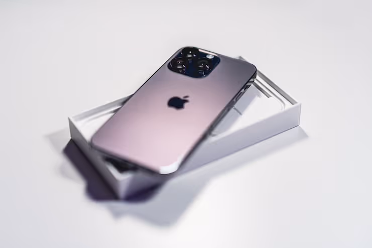 📱 IPhone 14 Pro Max o Google Pixel 7 Pro: confronto dettagliato tra flagship