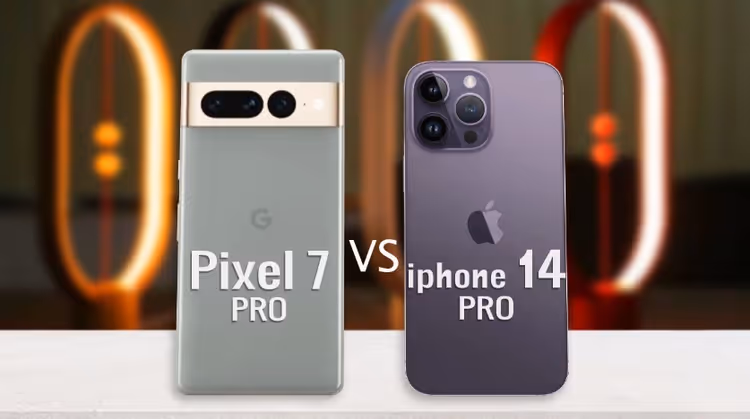 iPhone 14 Pro Max e Pixel 7 Pro affiancati su un tavolo