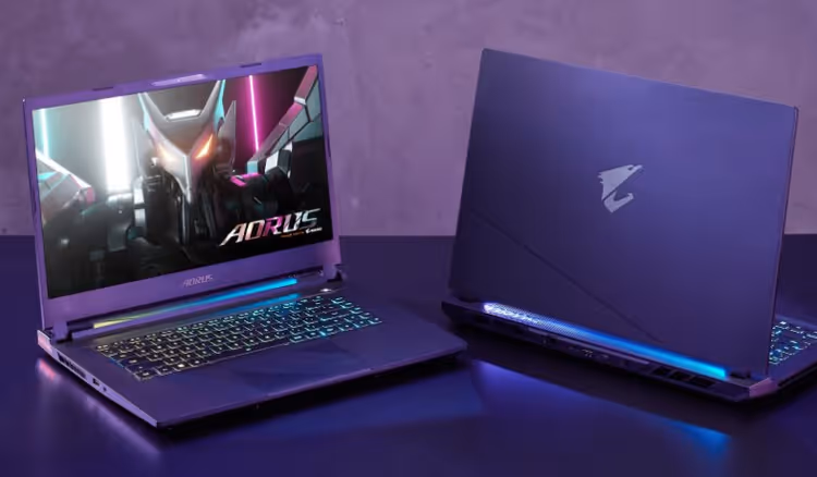 Gigabyte AORUS MASTER gaminglaptop med RGB-belysning