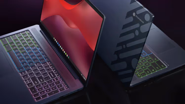 Chromebook auf einem Schreibtisch: leichtes und kompaktes Notebook