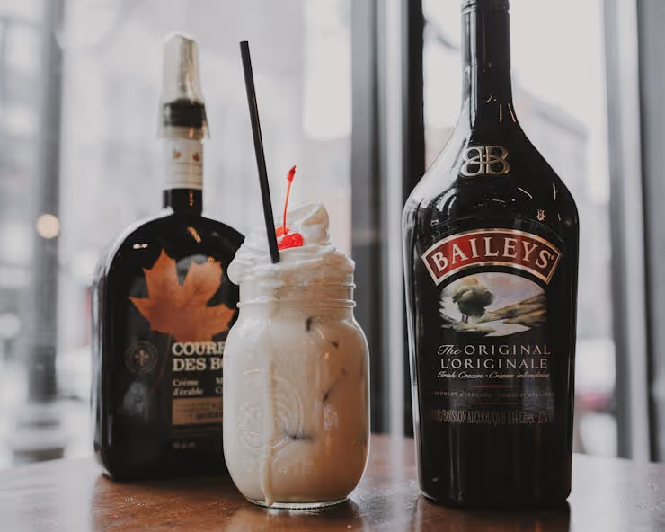 🍸 Licor Baileys: história, composição, variedades e como bebê-lo corretamente