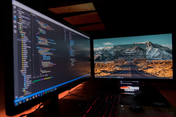 gaming monitor, technology 📸📸 Realistic photo of a sleek gaming monitor with vivid colors and a glowing background 📸📸 Игровой монитор, яркий экран, технологии, комфорт для глаз
