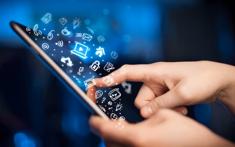 📱 How much does smartphone screen repair cost: prices, steps and how to avoid overpaying